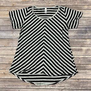Black and Grey Chevron LuLaRoe Classic T Size L